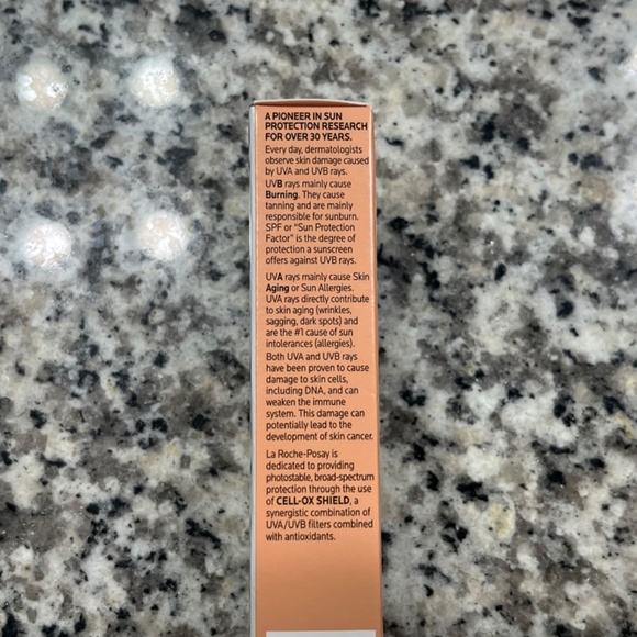 2-Pack La Roche-Posay Anthelios Tinted SPF 50 Sunscreen - Picture 4 of 5